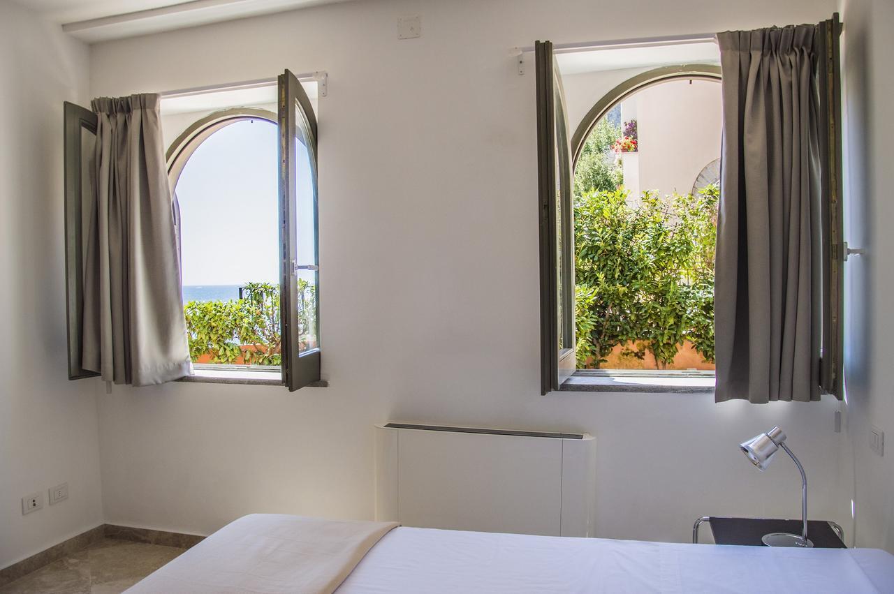 Sunrise Guest House Gaeta Bagian luar foto