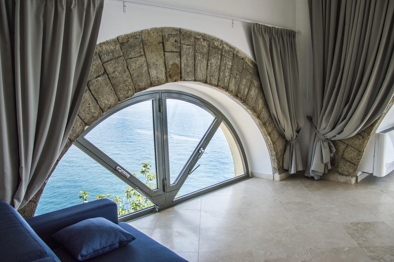 Sunrise Guest House Gaeta Bagian luar foto
